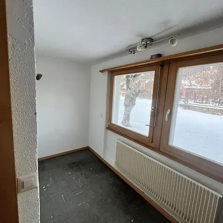 In To Rent For Wef Week 19 Thru 24 Appartement *