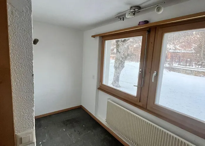 In To Rent For Wef Week 19 Thru 24 Appartement *