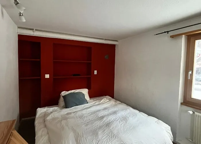 Appartement In To Rent For Wef Week 19 Thru 24 *